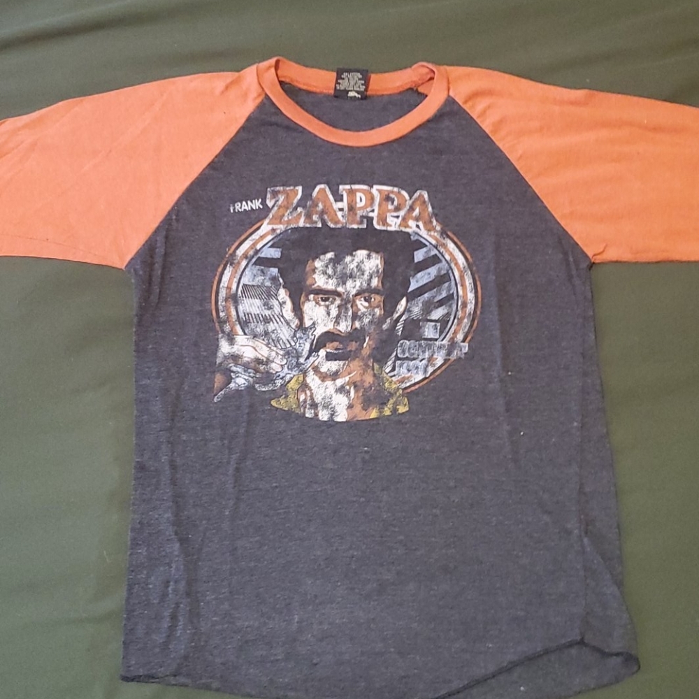 Vintage Frank Zappa shirt. Vintage size medium, more xs/s by modern sizes.